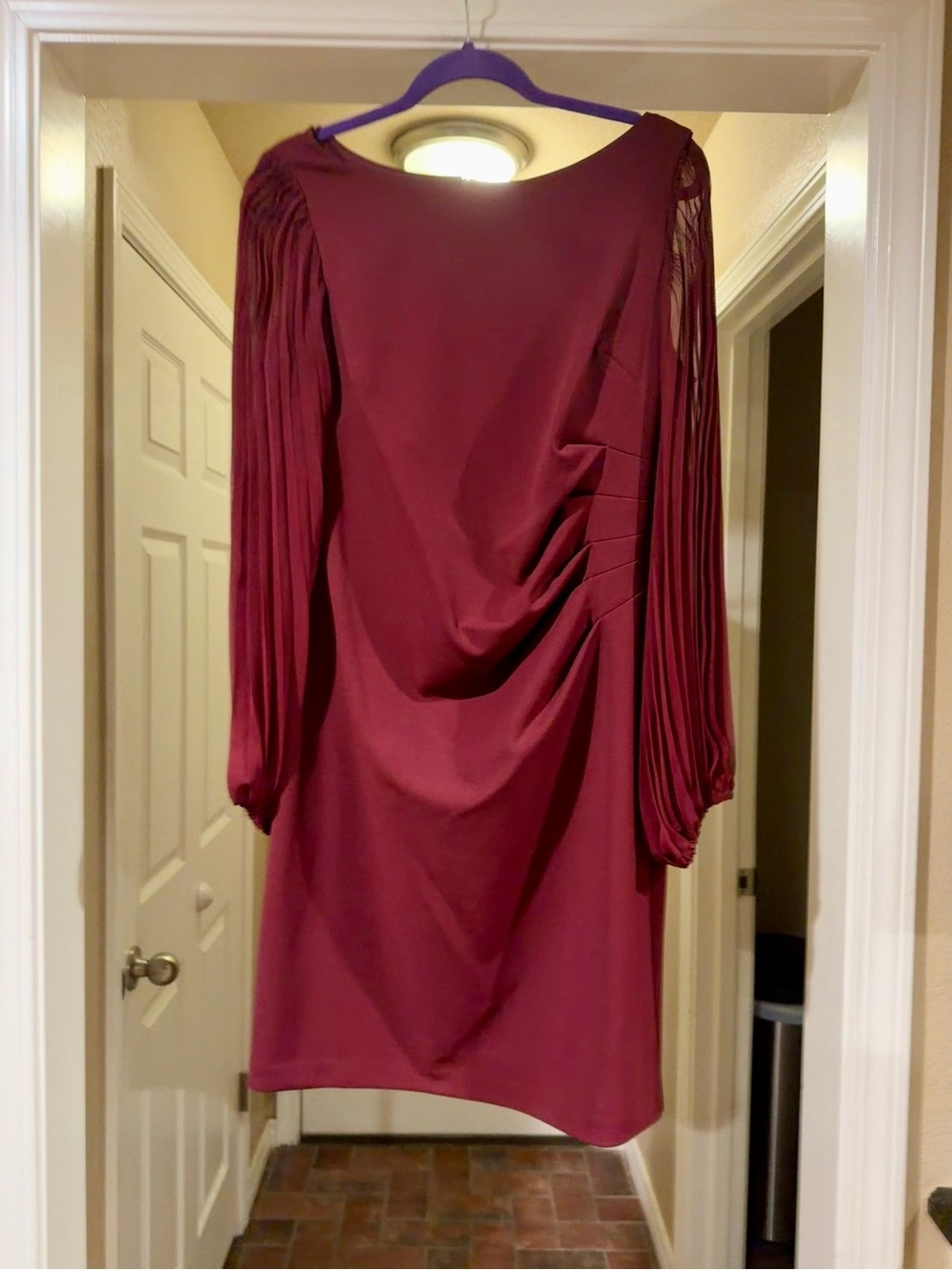 Jessica Howard Wine Long-Sleeve Pleated-Sleeve Dress